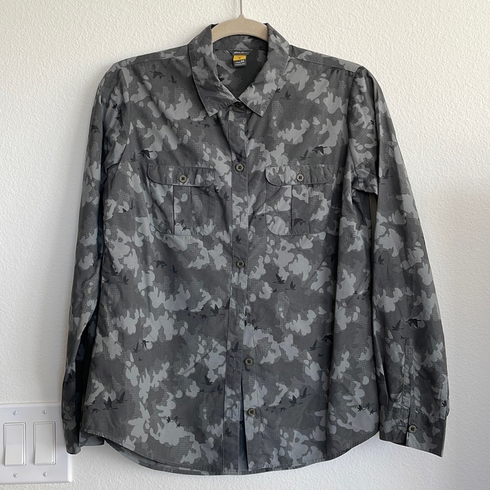Eddie Bauer Greenish Gray Camouflage Outdoor ware Hiking Camping Button Shirt
